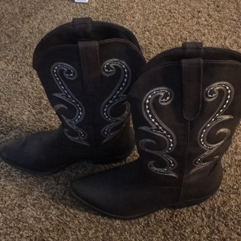 American Rag Brown cowboy boots